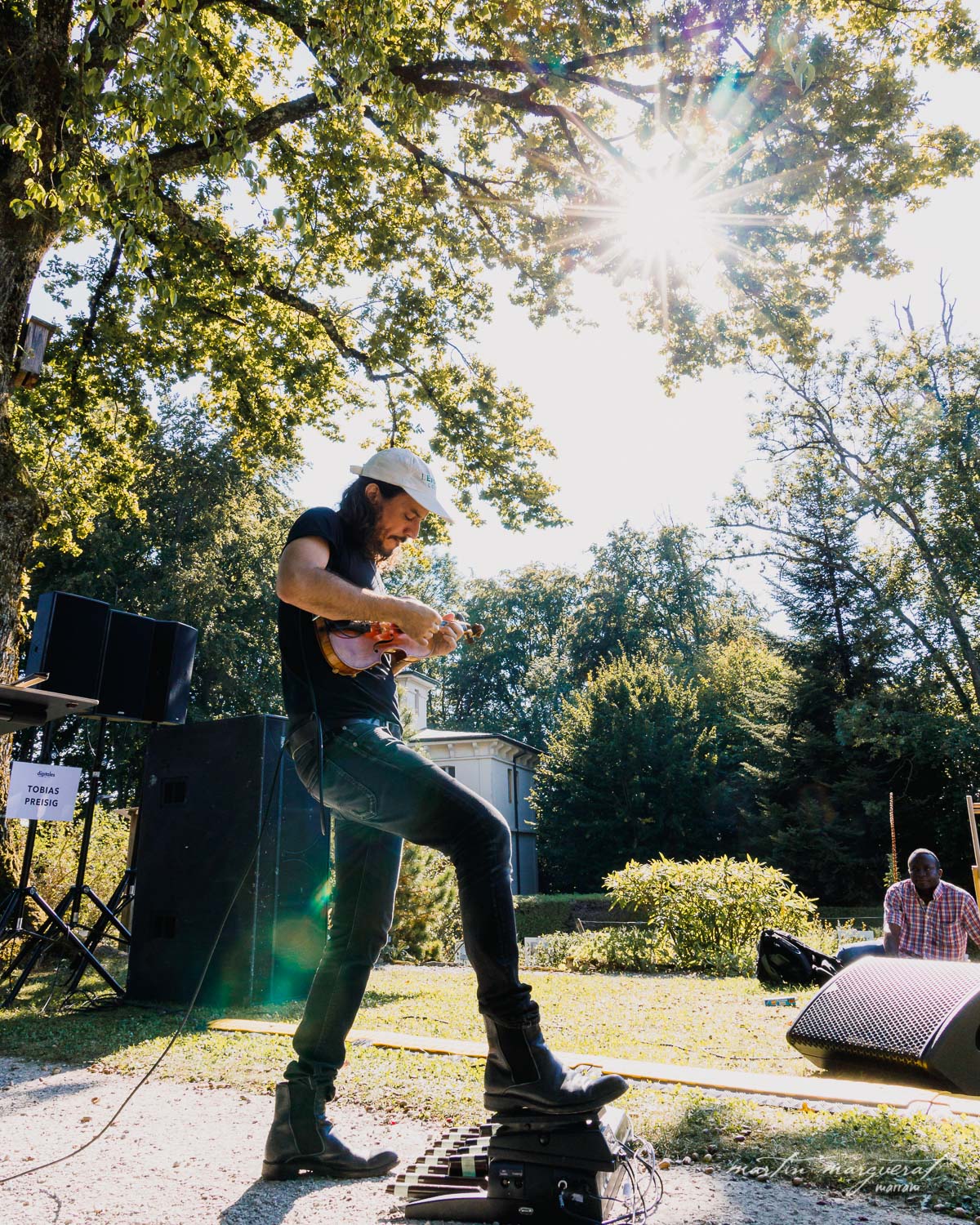 slide-image